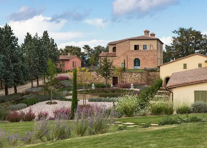 Cignella Garden Villas In Tuscany